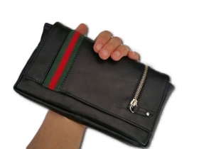 POCHETTE DA UOMO IN PELLE NERA, MOD