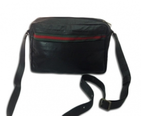 BORSA MESSENGER IN  PELLE NERA, MOD